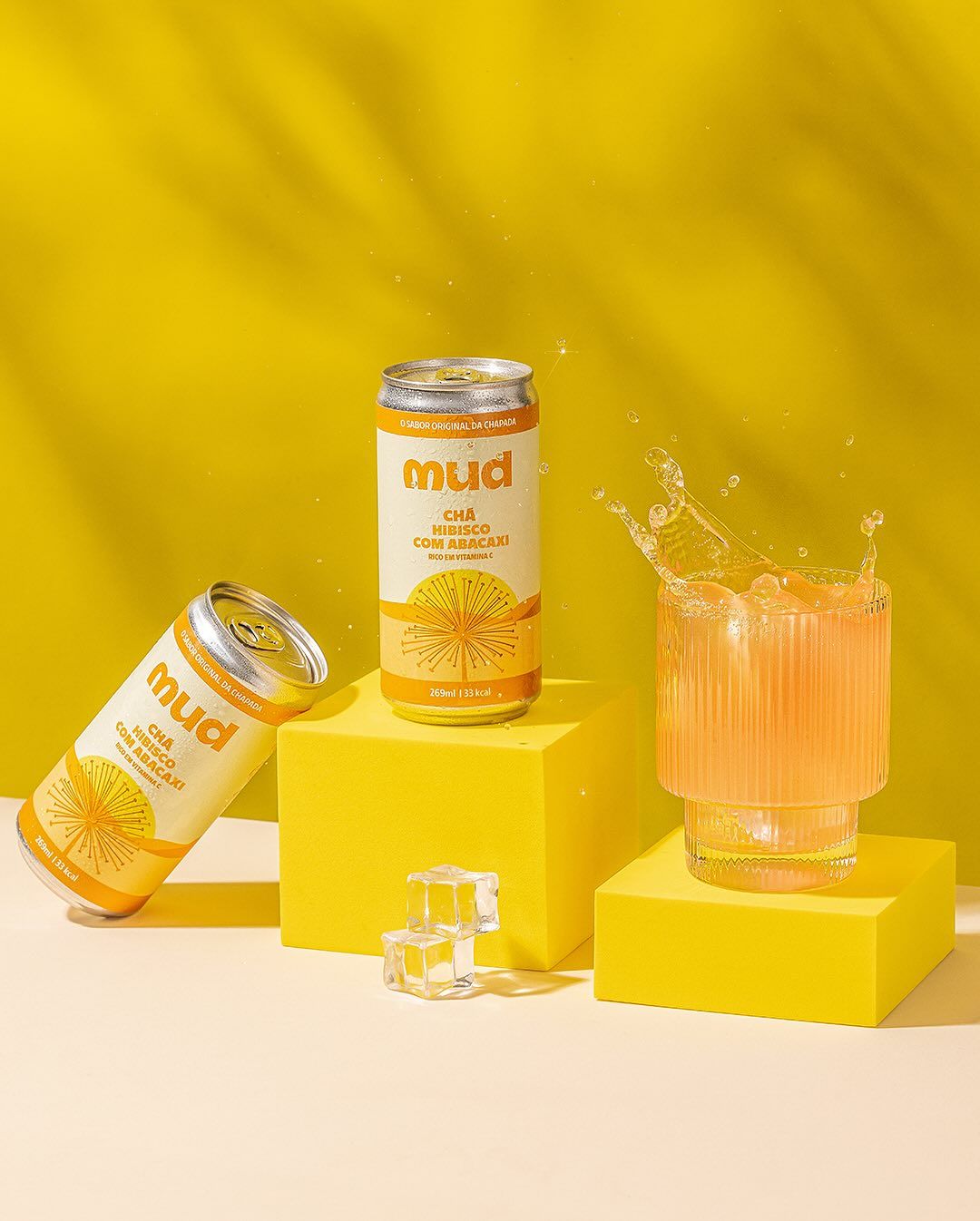 Canned Iced Tea Advertising Photoshoot Prompt