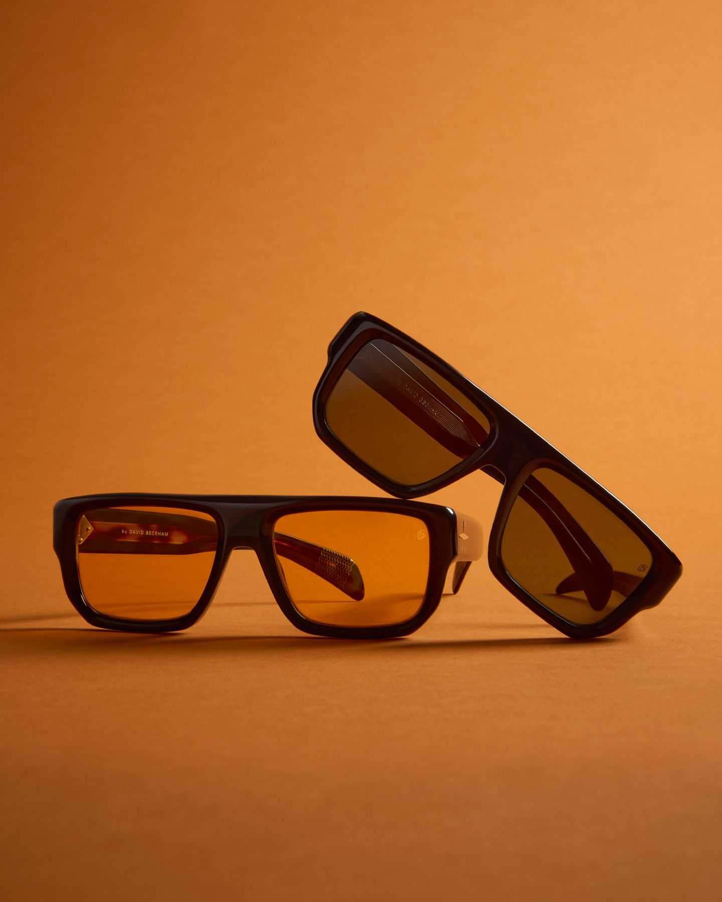 Designer Sunglasses Studio Photography AI Prompt