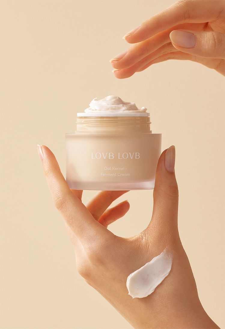 Face Cream Jar Skincare Product Photography Prompt